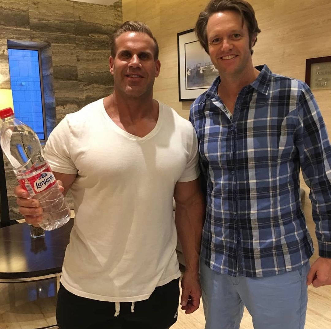 Repost from December 2018  It was a great opportunity to explain the benefits of “pure natural mineral water” to a true gentleman, Mr Olympia @jaycutler