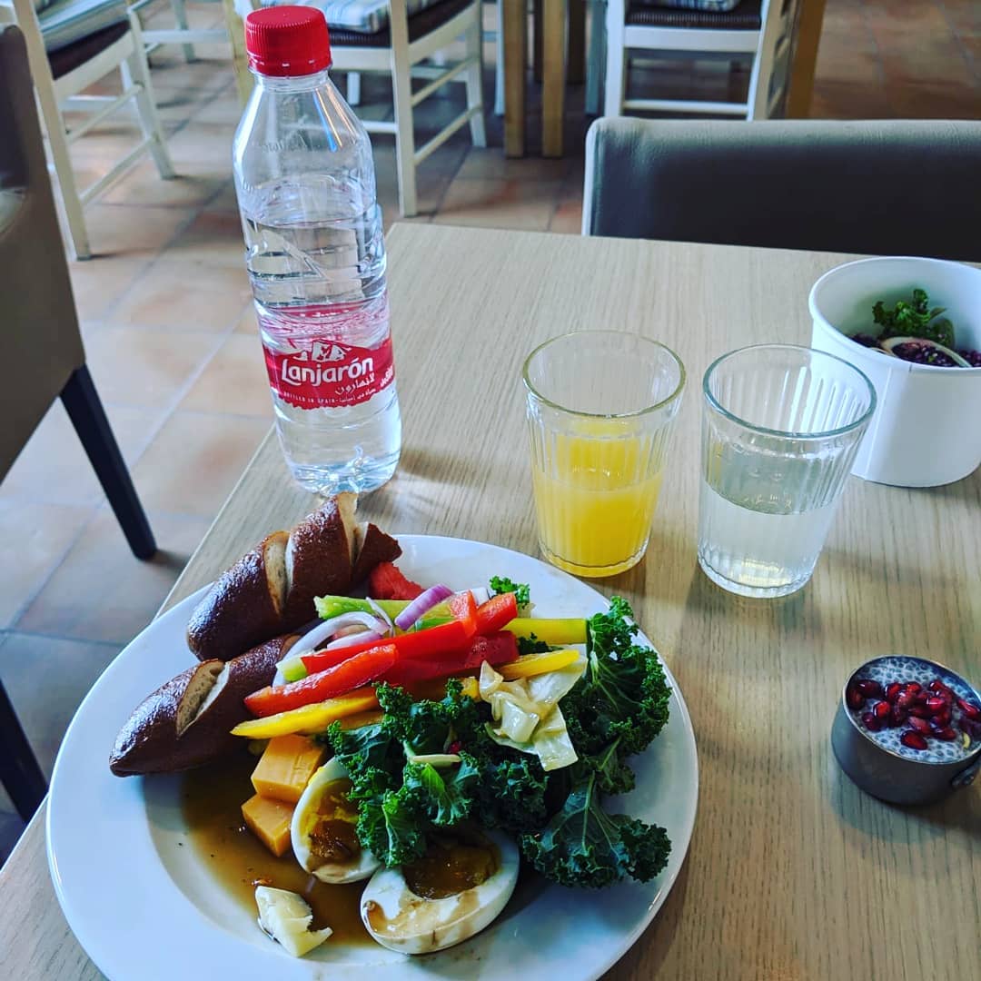 Organic snack with pure natural mineral water...a natural combo.